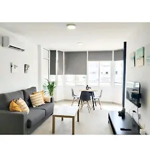 https://bonito-apartamento-a-estrenar-centro-torremolinos.1costadelsol.com