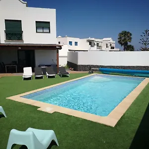 Villaantonia Private Huge Heated Pool And Super Fast Wifi Holiday home Playa Blanca (Lanzarote)