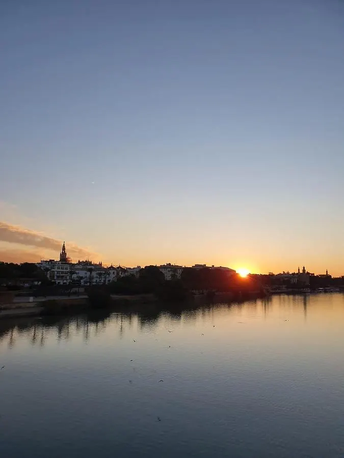 Charming House In Triana,Best City View From Patio Seville 0*,